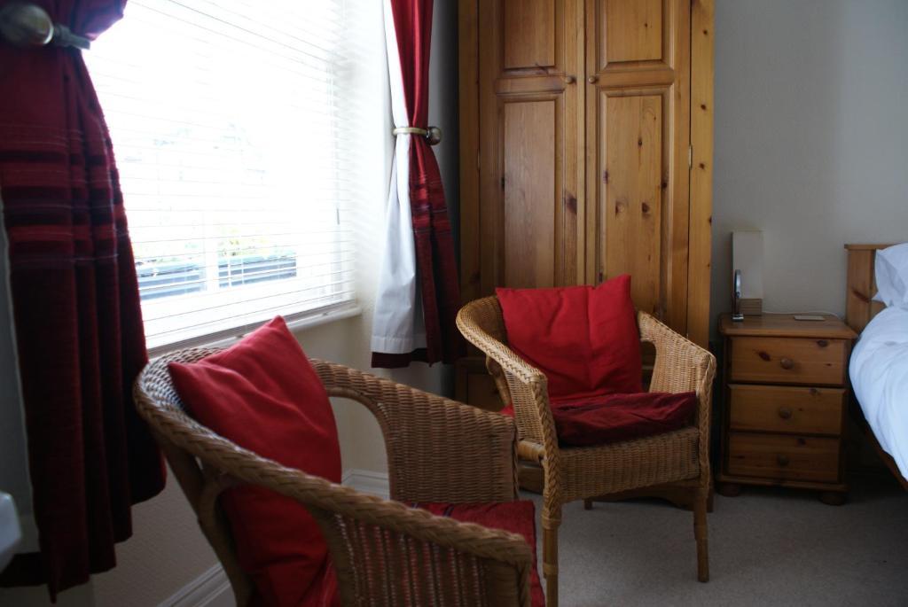 Longmead House Hotel Lynton Ruang foto